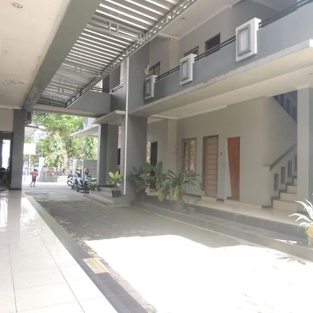 Hotel Sejahtera Kebumen Zewnętrze zdjęcie
